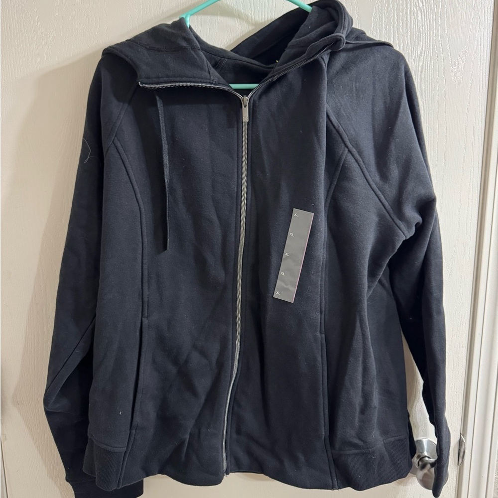 3/$10 NWT All in Motion Zip Up Hoodie